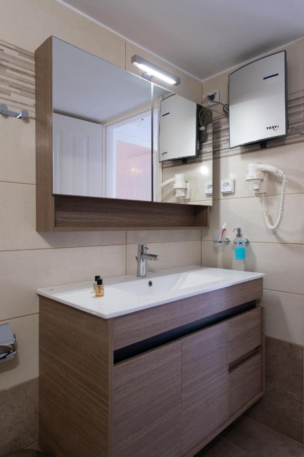 Aphrodite Holiday Home Artemonas Ngoại thất bức ảnh